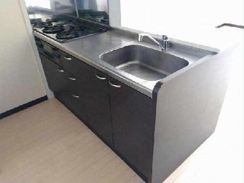 キッチン　設備・仕様は号室により異なる為、現況を優先致します。