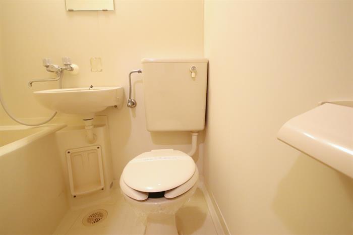 トイレ　水洗トイレ