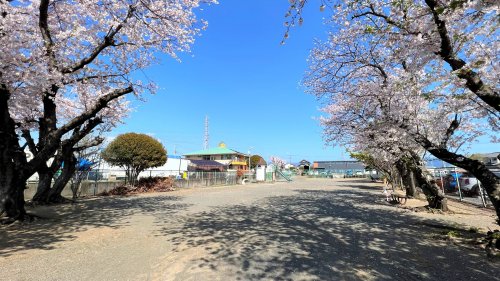 【プレミールＩ（アイ）の公園】