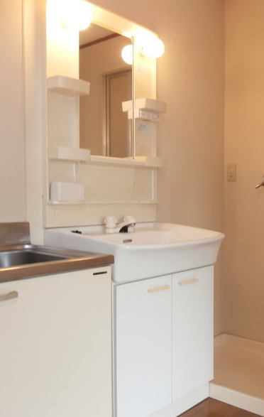 洗面設備　同仕様