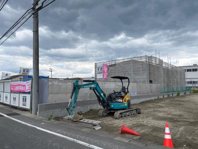 建物外観　建築現場