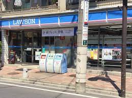 コンビニ　ローソン成増北口通り店（コンビニ）まで333m