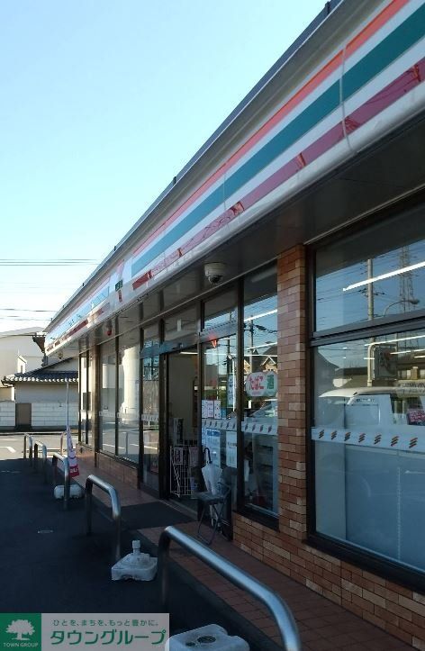 コンビニ　セブンイレブン太田高校西店（コンビニ）まで1800m