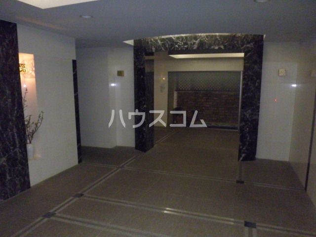 【名古屋市中村区名駅南のマンションのロビー】