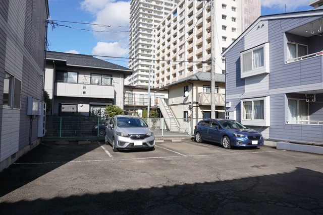 駐車場　敷地内駐車場※要空確認