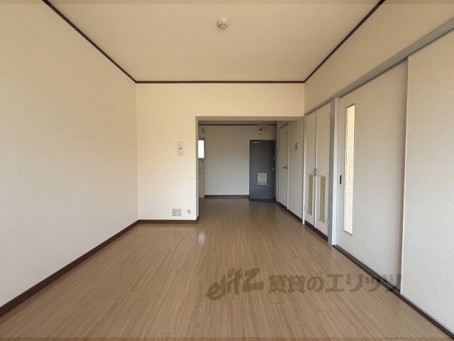 居室・リビング　居室