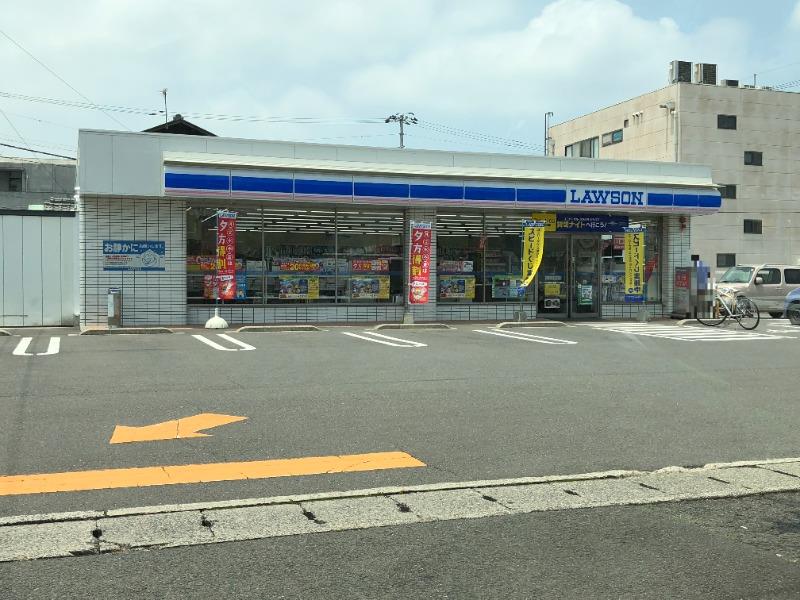 コンビニ　ローソン 高松木太町６区店（コンビニ）まで557m