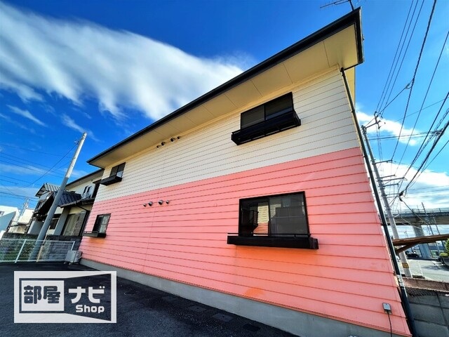 【フォブール吉峰IIＢの建物外観】