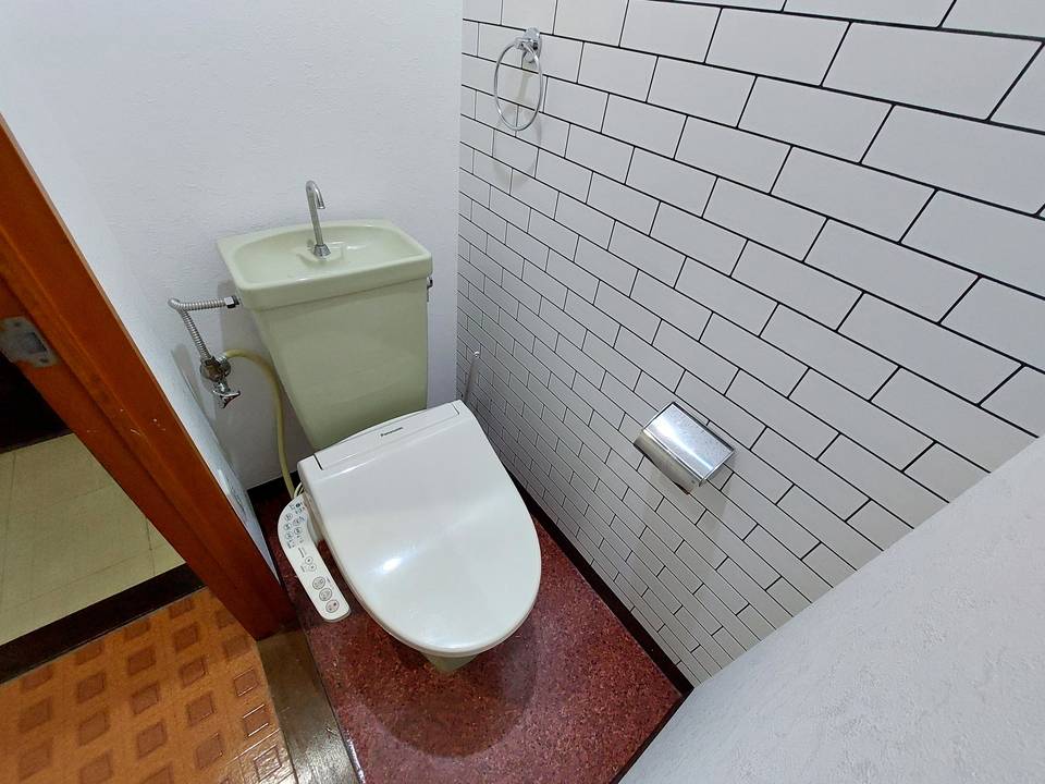 トイレ　トイレ