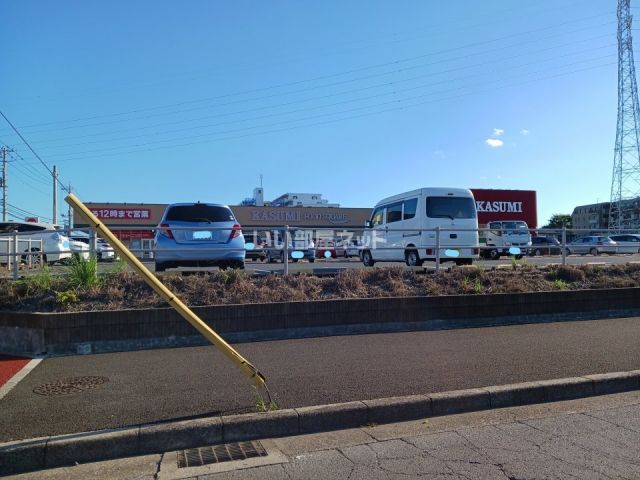 スーパー　カスミフードスクエア千城台店（スーパー）まで828m