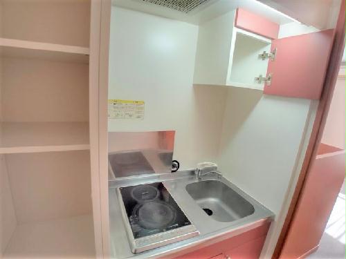 キッチン　設備・仕様は号室により異なる為、現況を優先致します。