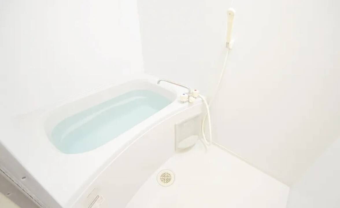 バス・シャワールーム　浴室