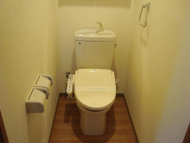 トイレ　シャワー付トイレ