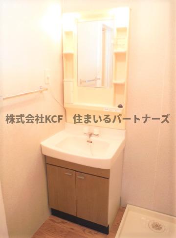 洗面設備　使いやすい洗面所です