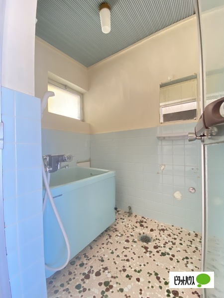 バス・シャワールーム　同一タイプ