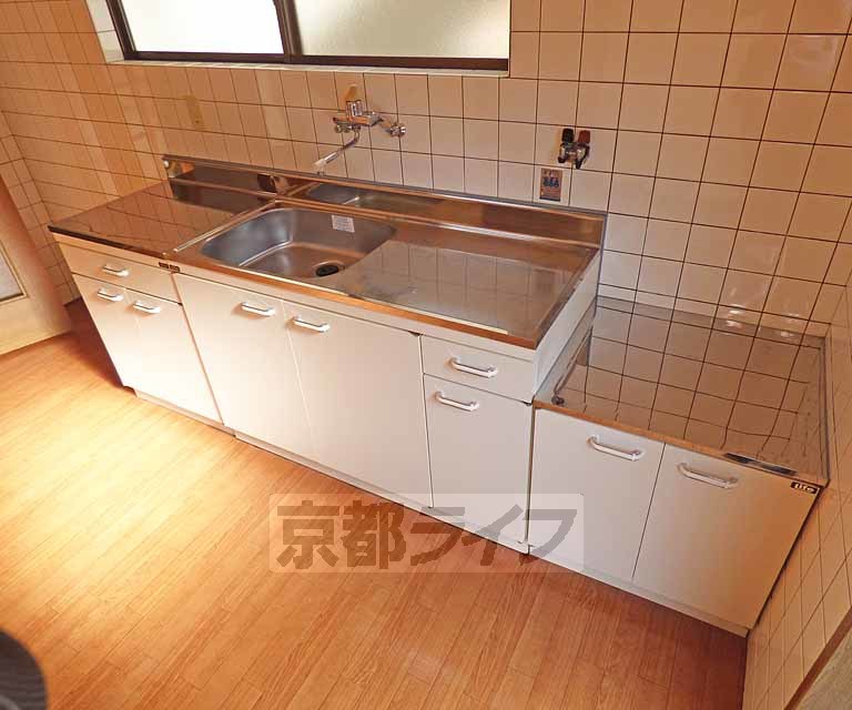 キッチン　キッチンです。