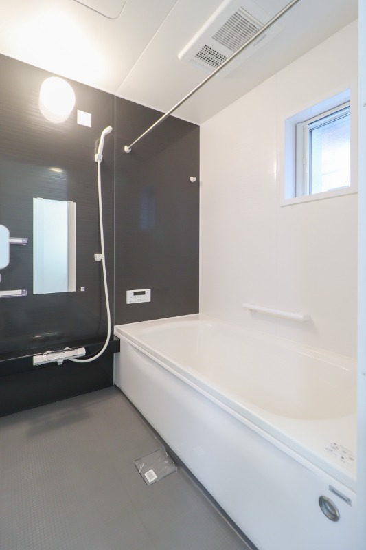 バス・シャワールーム　図面と現状に相違がある場合には現状を優先