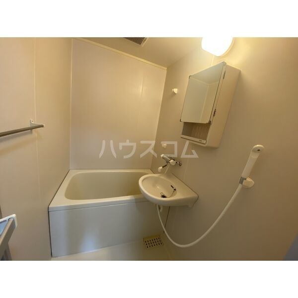 ヴィラ・アカンサス_内装_3