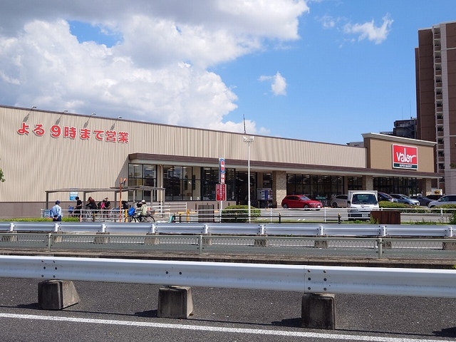 スーパー　バロー淡路店（スーパー）まで500m