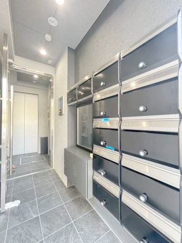 エントランス　毎日通るエントランスはこのようになっています