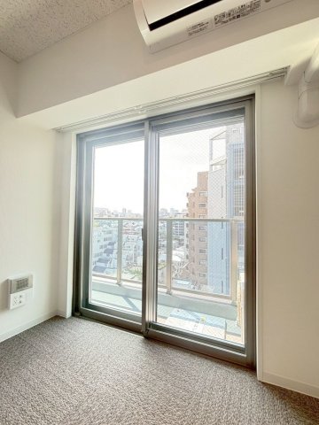 その他設備　防音室の窓も2重サッシ仕様になります！