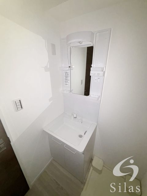 洗面設備　同仕様