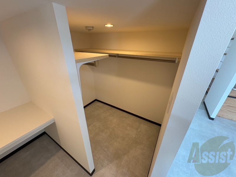 収納　収納もバッチリあるのでお部屋が片付きますよ！