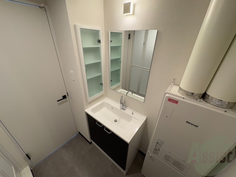 洗面設備　お風呂になります。一日の疲れを癒してくださいね。