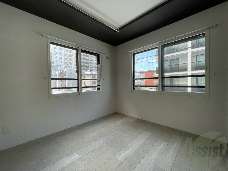 その他部屋・スペース　広々していて使いやすい洋室になっていました！