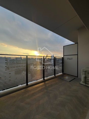 バルコニー　同マンション別部屋：参考写真