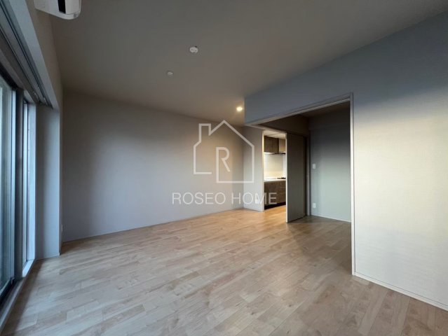 居室・リビング　同マンション別部屋：参考写真