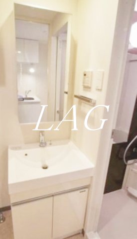 洗面設備　独立洗面台です。