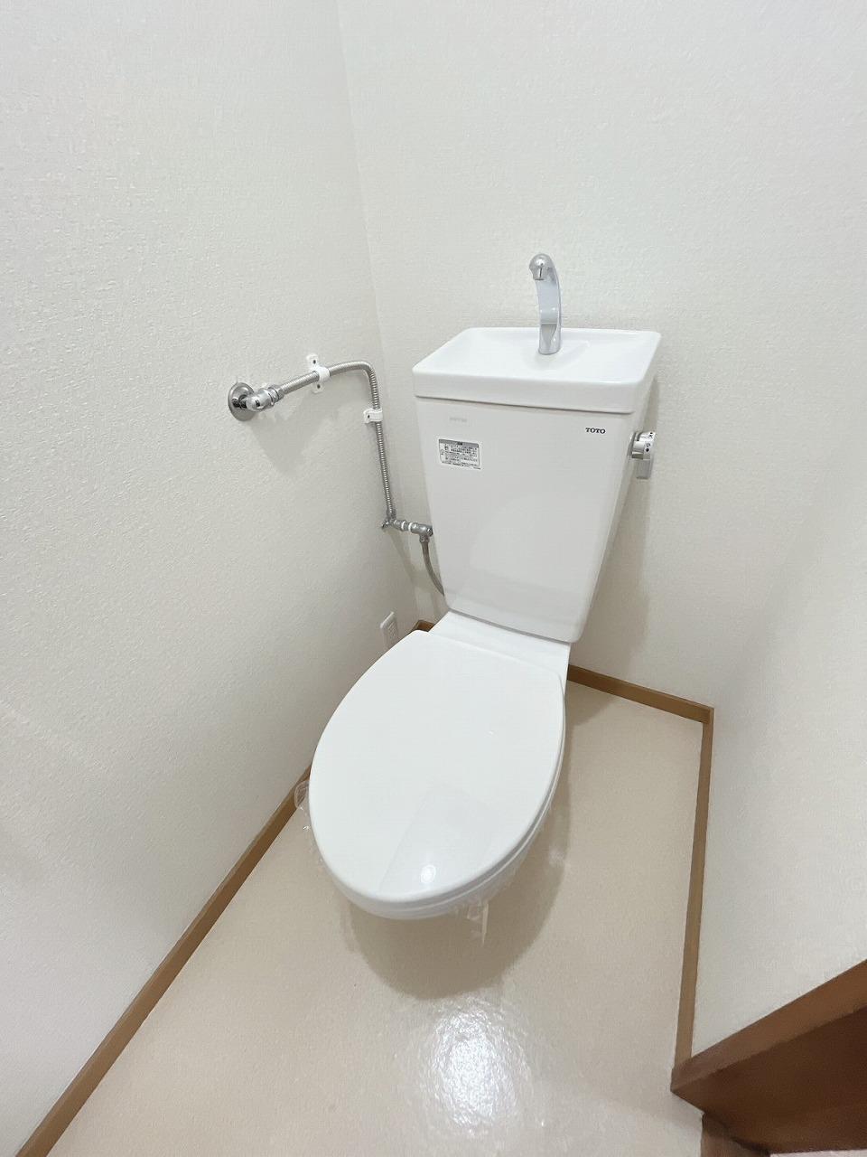 トイレ　トイレ