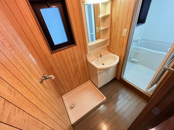 洗面設備　※別部屋の写真です