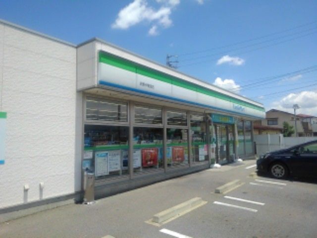 コンビニ　ファミリーマート長野伊勢宮店（コンビニ）まで550m