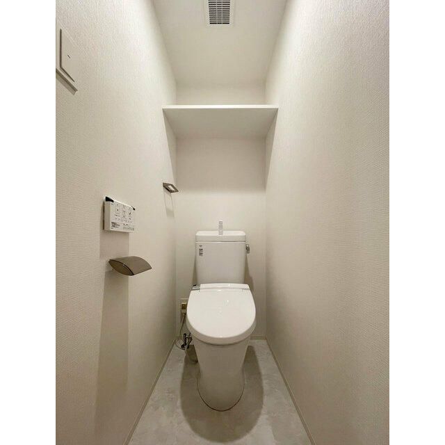 ＪＲ山手線 五反田駅 徒歩8分 10階建 築5年のトイレ写真