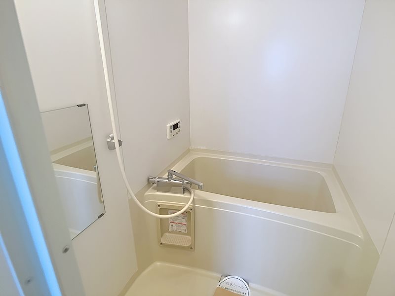 バス・シャワールーム　追い焚き機能付です！