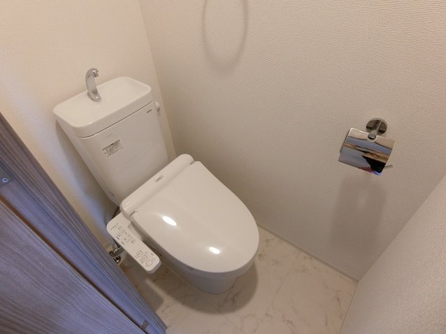 トイレ　詳細は、RISUMO江坂本店→06-6155-7137まで♪