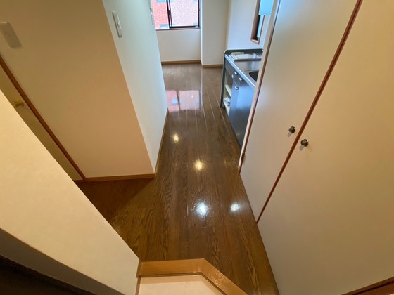 玄関　※他部屋の写真です。現況優先。