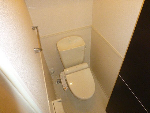 トイレ　シャワー付きトイレ