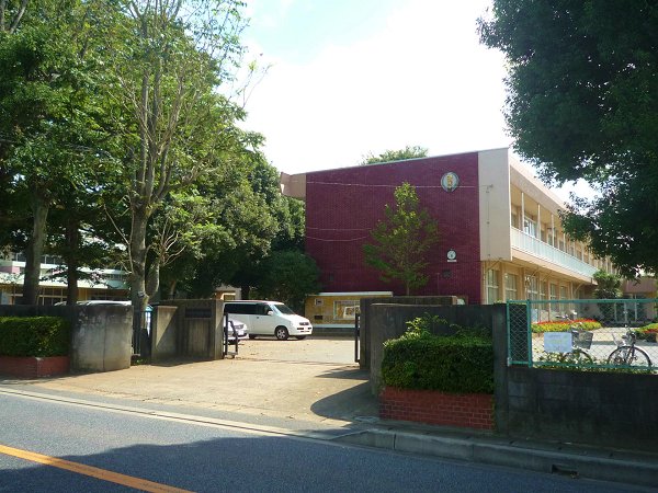 小学校　四街道小学校（小学校）まで450m