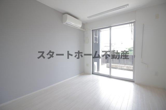 居室・リビング　使いやすい居間です