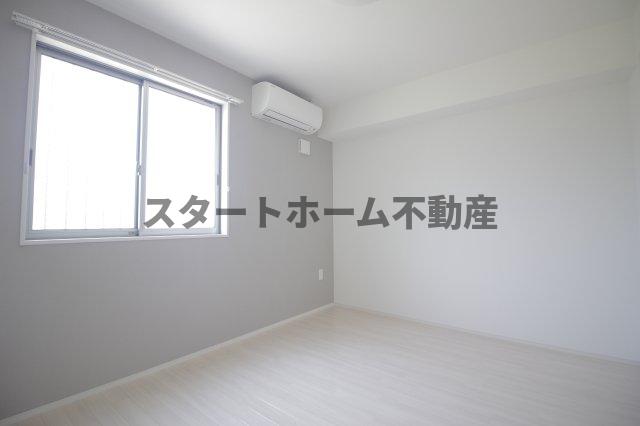 その他部屋・スペース　使い勝手のいい寝室です
