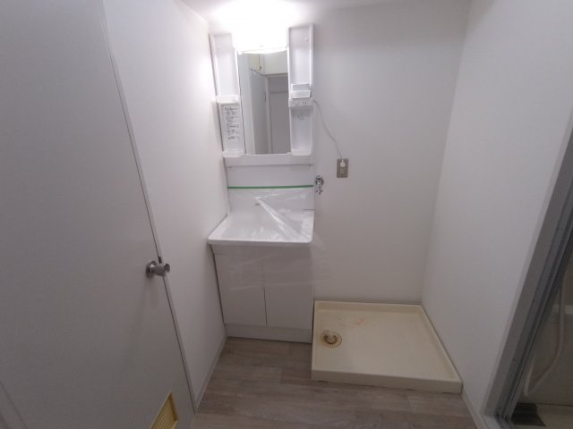 洗面設備　独立洗面台で身支度快適