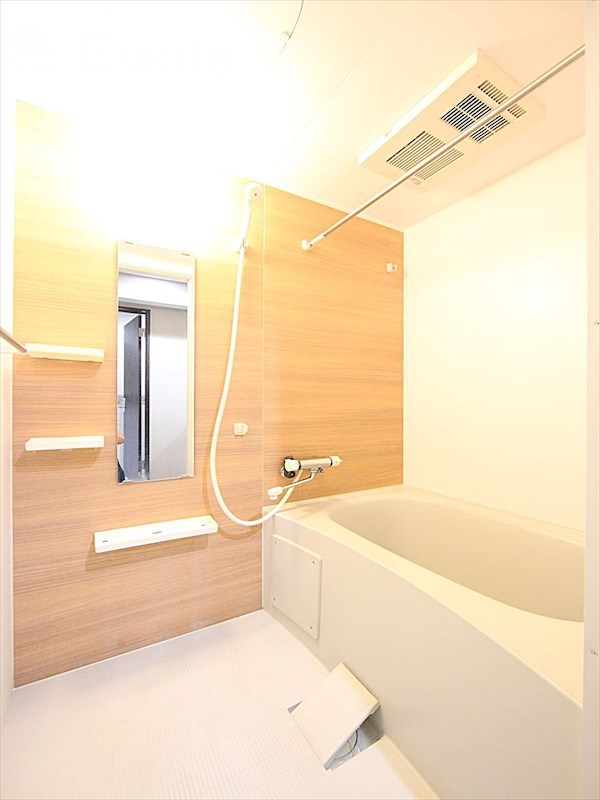 バス・シャワールーム　バスルーム
