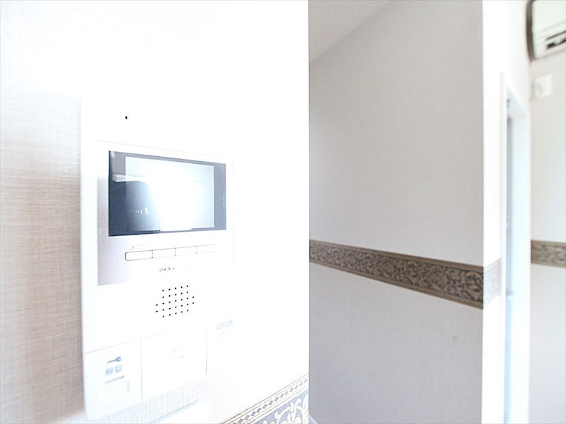 セキュリティ　モニター付きインターホン