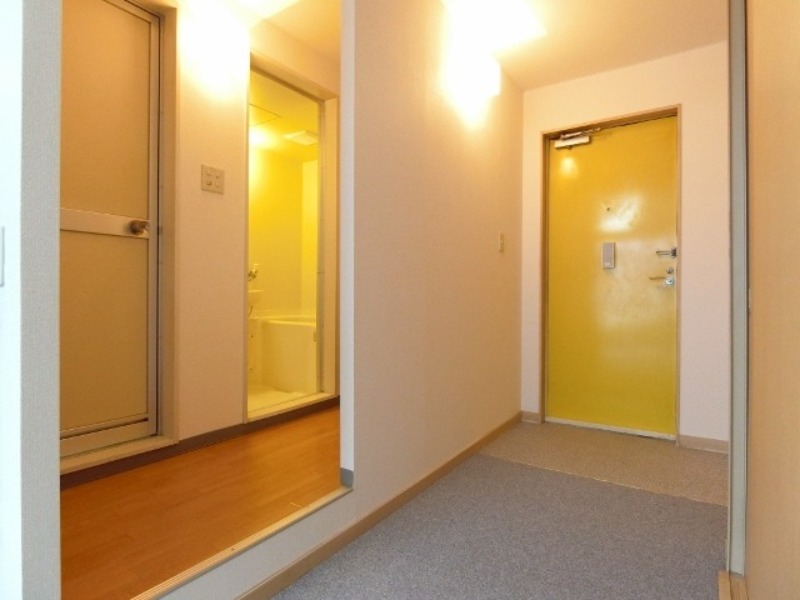 玄関　図面と現状に相違がある場合には現状を優先