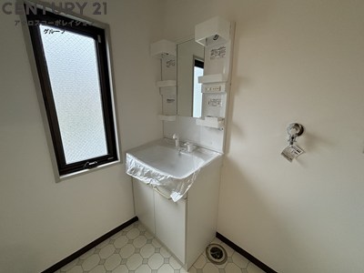 洗面設備　独立洗面化粧台付きでおすすめです！