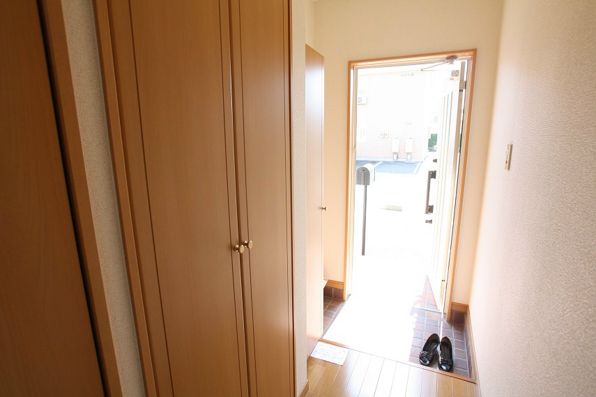 玄関　※他部屋参照・現況優先