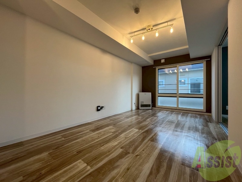 居室・リビング　広くてキレイなお部屋が広がっていて、充実した生活が送れそう。